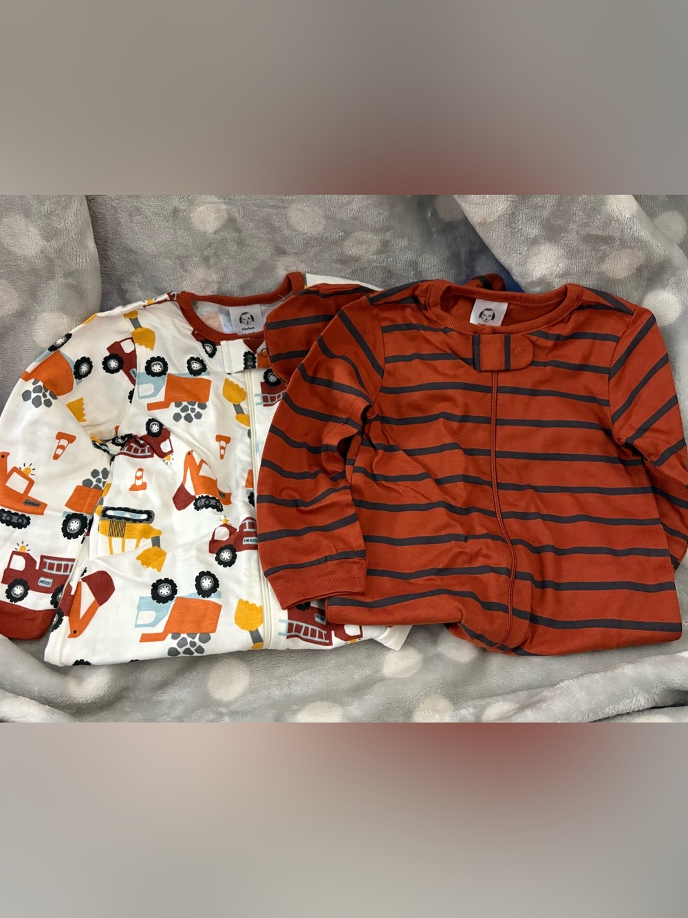 Gerber 2-Pack Footed Pajama Sleepers - 6/9 Months - NWT